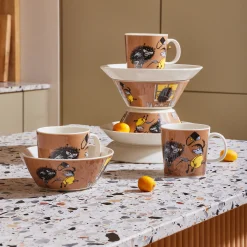 Arabia Moomin Mug - Stinky in Action