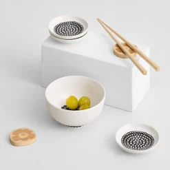 Marimekko Siirtolapuutarha Sauce Plate, white/black