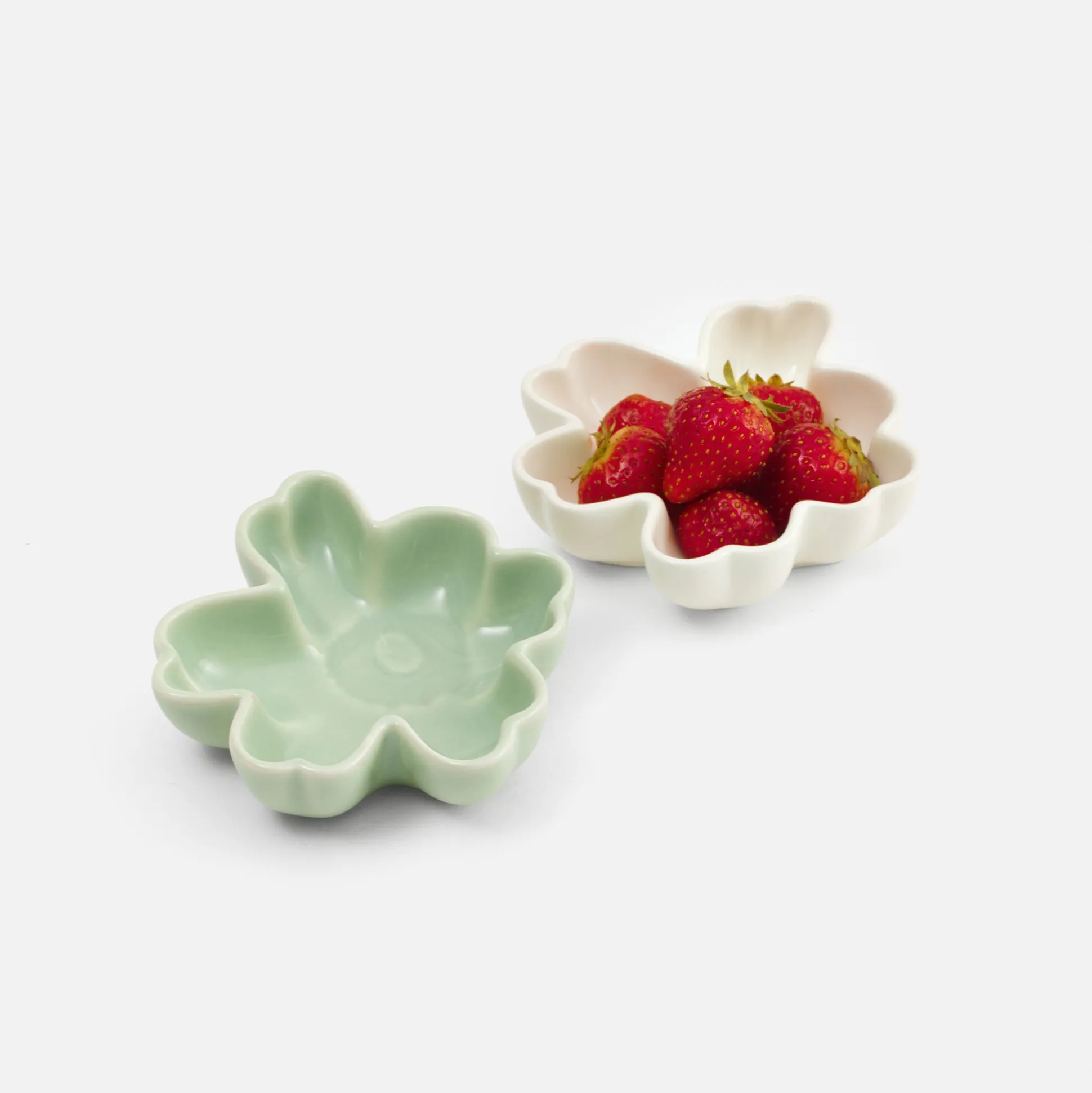 Marimekko Unikko Shaped Bowls (Set of 2), white/lt.green